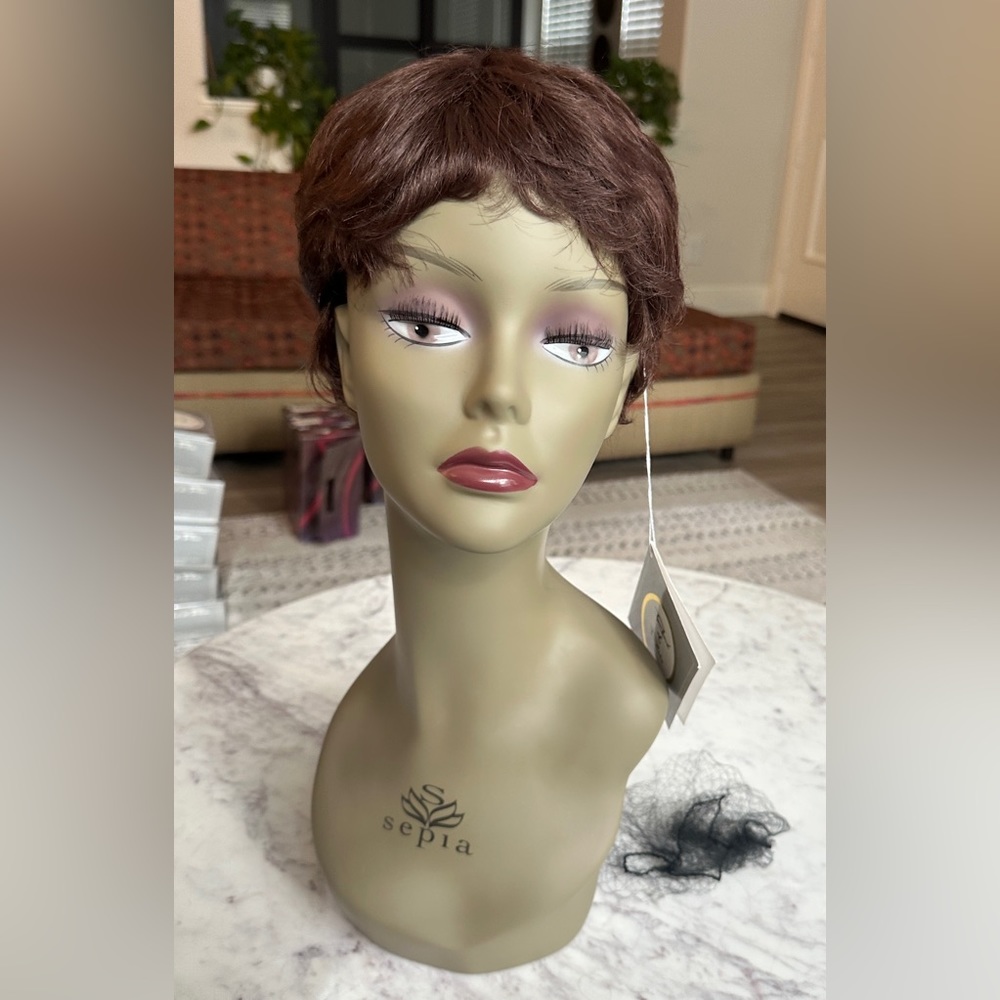 Rare Vintage‎ Rene Of Paris Wig #2308 Feather Color: Burgundy